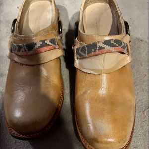 Bed Stu Clogs in excellent pre owned shape!
